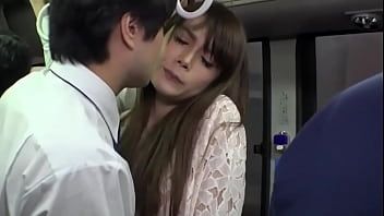 Abspielen Akemi horiuchi begrapscht und gefickt während der Busfahrt