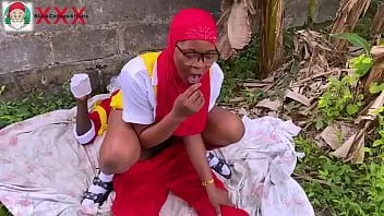 Play New year fuck between african santa and stepdaughter of his close friend in the bush