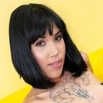 Pornostar Sayuri Sakai